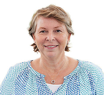 Dr. Claudia Roth Dr. Claudia Roth